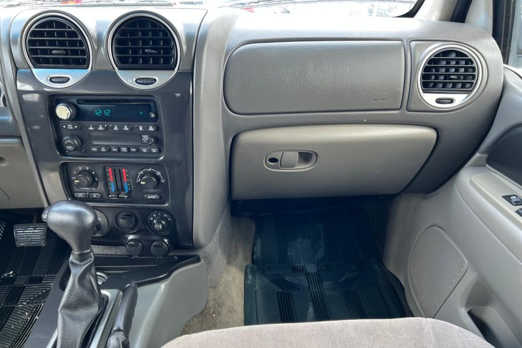 2004 GMC Envoy 4WD