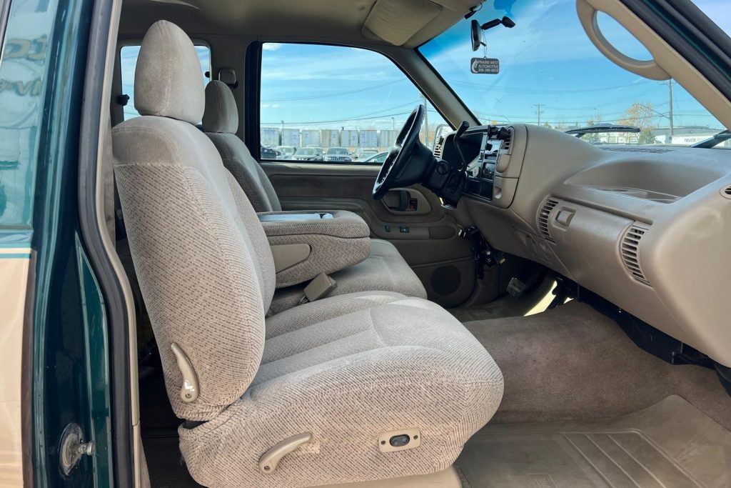 1996 Chevrolet CK 2500 5.7L V8