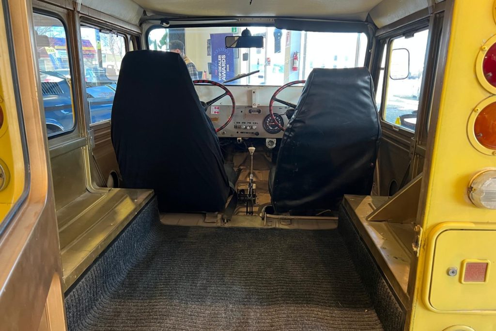 1973 Jeep DJ-5C -312011